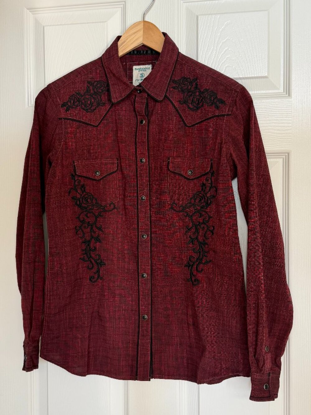 PANHANDLE maroon & black plaid embroidered shirt (S)